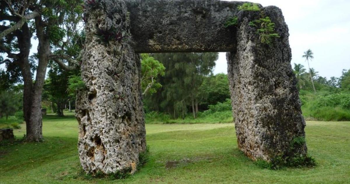 Megalith monument Ha'amonga 'a Maui